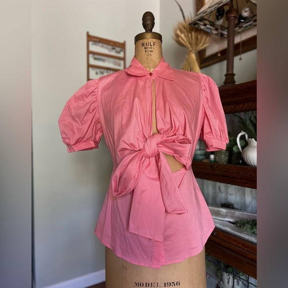 Nylon apparel pink puff sleeve blouse with bow tie front and gold buttons medium - Picture 1 of 7